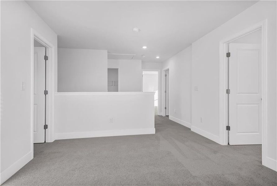 Spacious, unfurnished interior of a new home in Shadow Creek, Jackson (Image 19).