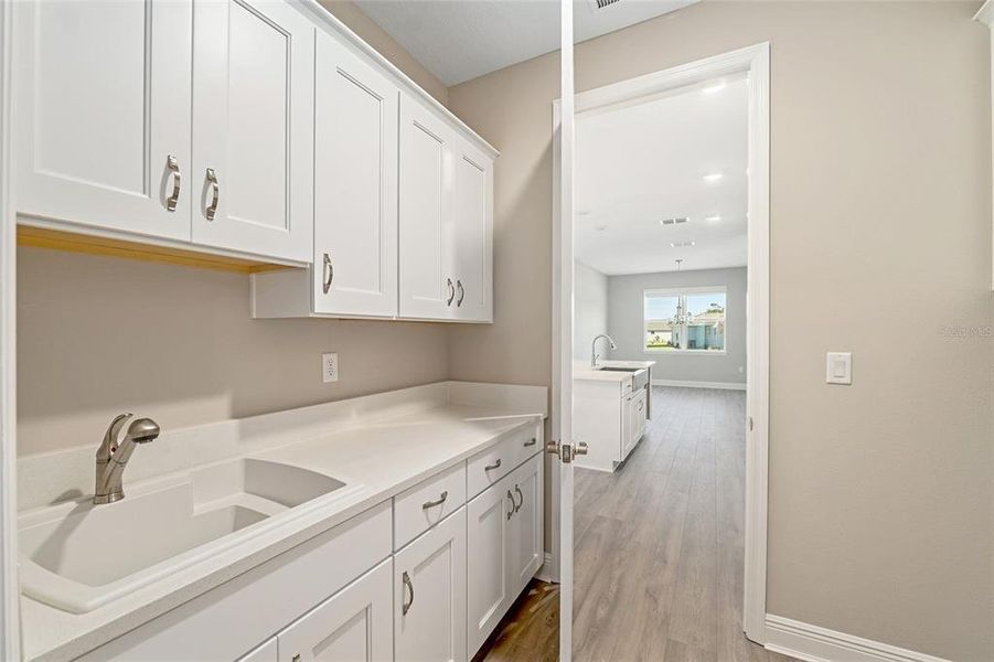 Furnished interior view inside a new home in , Ocala (Image 16).