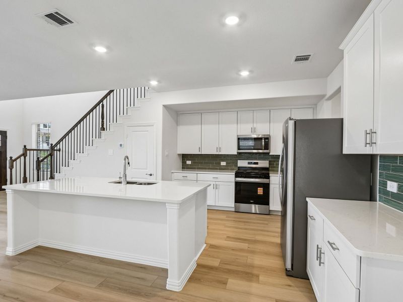 Furnished interior view inside a new home in Oak Ridge Park, Corinth (Image 5).