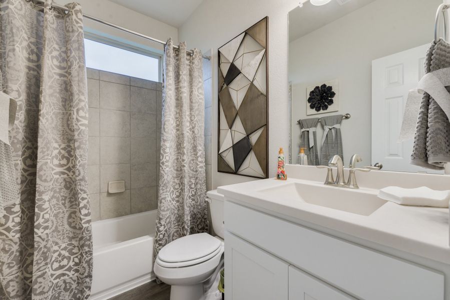 Representative furnished interior of a home built from the Floor Plan 2102 by Colina Homes in Sunterra, Katy (Image 30). Representative furnished interior of a home built from the Floor Plan 2102 by Colina Homes in Sunterra, Katy (Image 30).