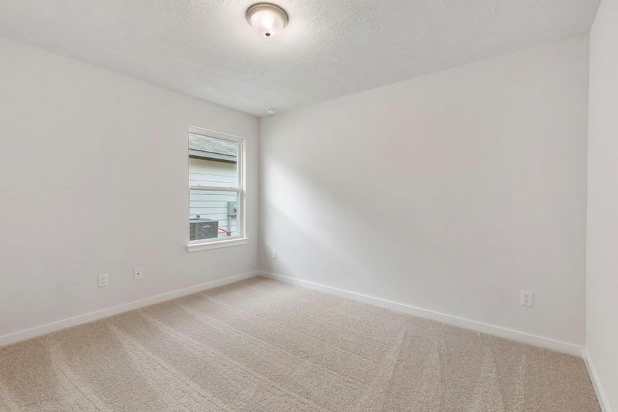 Spacious, unfurnished interior of a new home in , Huntsville (Image 30).