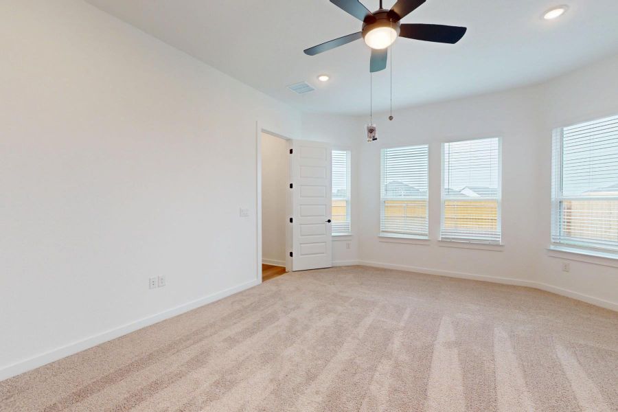 Spacious, unfurnished interior of a new home in Cedar Brook, Leander (Image 15). Spacious, unfurnished interior of a new home in Cedar Brook, Leander (Image 15).