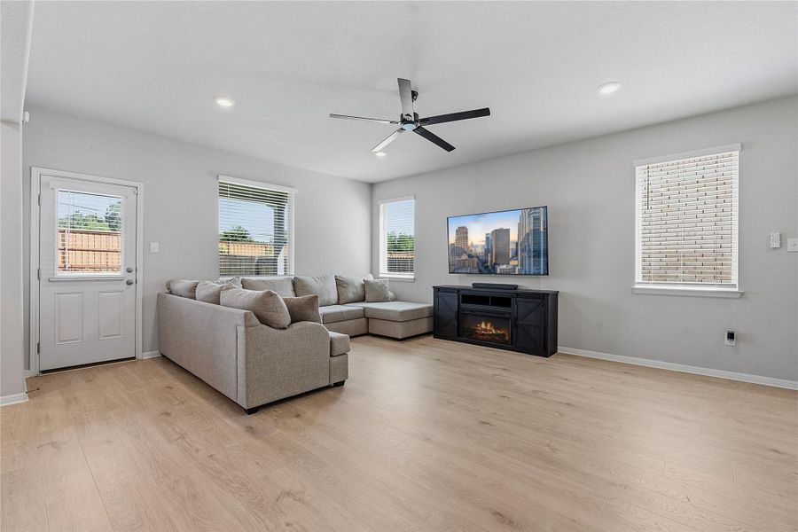 Furnished interior view inside a new home in Crosswinds, Kyle (Image 10).