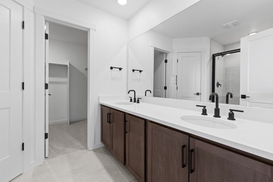 Representative furnished interior of a home built from the Bloom Series - Violet by Brightland Homes in Granary, Johnstown (Image 21). Representative furnished interior of a home built from the Bloom Series - Violet by Brightland Homes in Granary, Johnstown (Image 21).