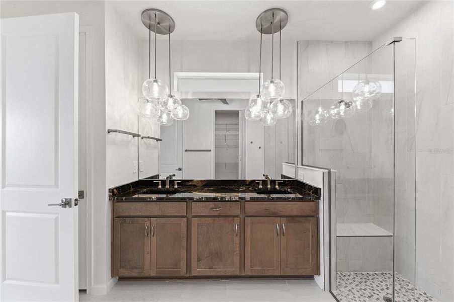 Furnished interior view inside a new home in , Venice (Image 19).