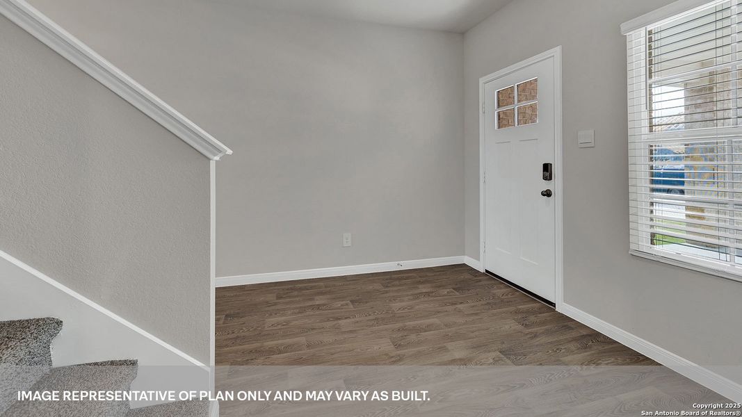 Spacious, unfurnished interior of a new home in Paramount, Kyle (Image 20).