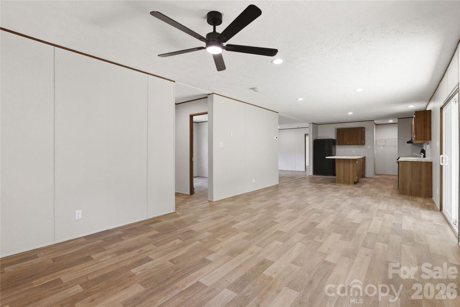 Spacious, unfurnished interior of a new home in , Lincolnton (Image 29).
