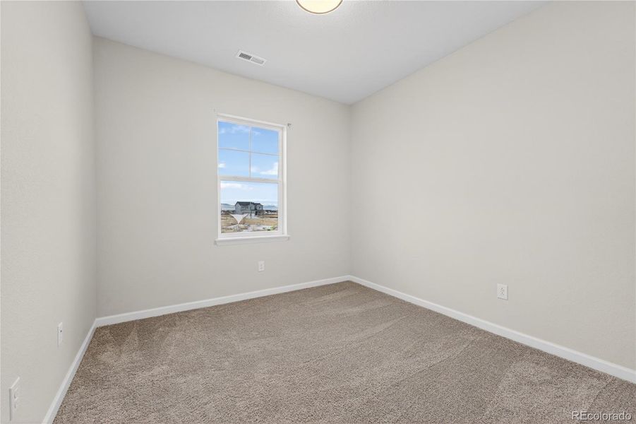 Spacious, unfurnished interior of a new home in Prelude at The Aurora Highlands, Aurora (Image 24).