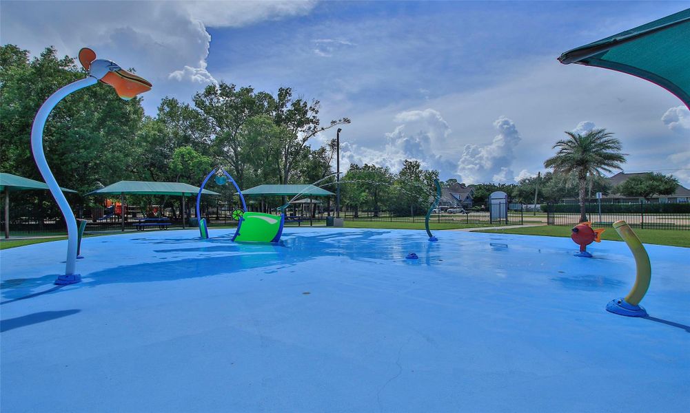 Community amenities in Ellis Cove, Seabrook (Image 39).