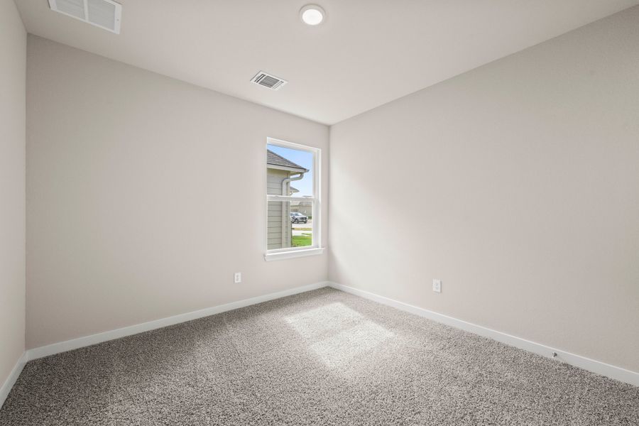 Spacious, unfurnished interior of a new home in The Village at Elm Creek, Troy (Image 10). Spacious, unfurnished interior of a new home in The Village at Elm Creek, Troy (Image 10).