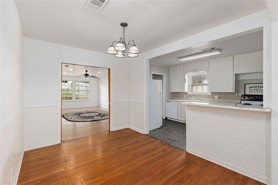 Furnished interior view inside a new home in , Brownwood (Image 5).