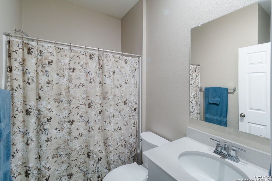 Furnished interior view inside a new home in Davis Ranch, San Antonio (Image 17).