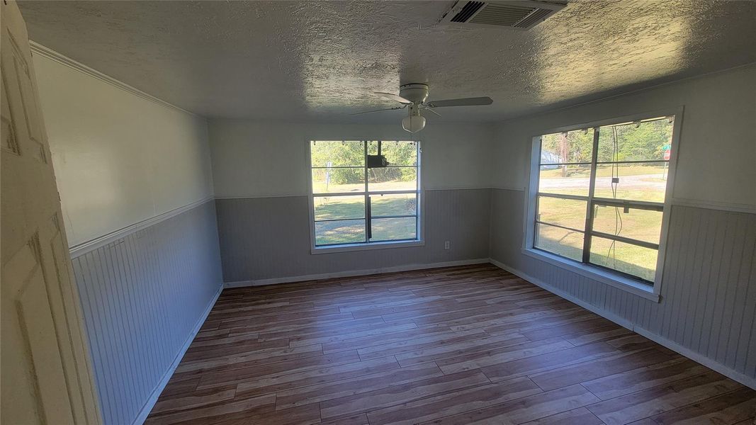 Spacious, unfurnished interior of a new home in , Vidor (Image 20). Spacious, unfurnished interior of a new home in , Vidor (Image 20).