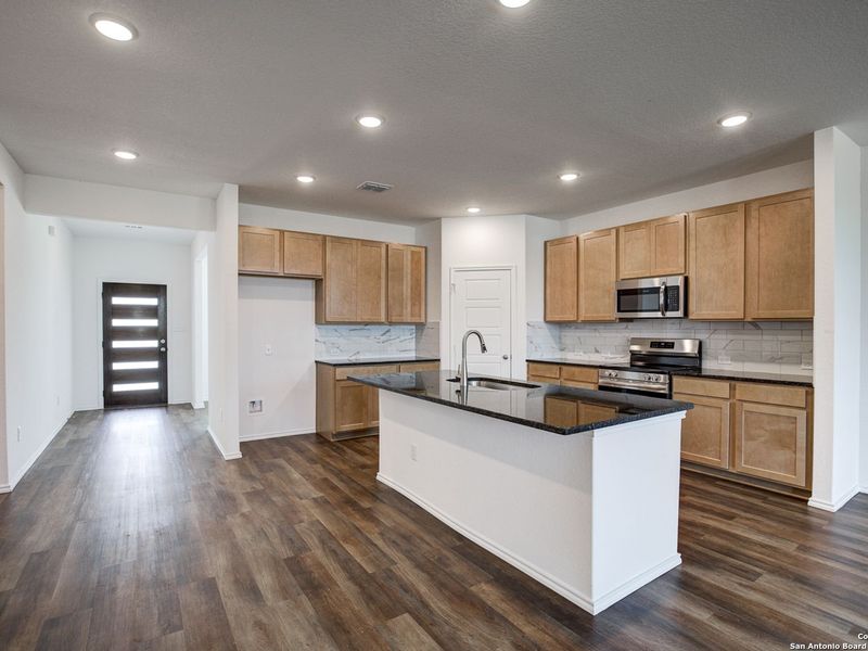 Furnished interior view inside a new home in Hannah Heights, Seguin (Image 5).