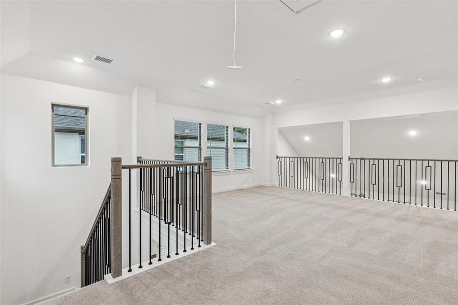 Spacious, unfurnished interior of a new home in Painted Tree, McKinney (Image 26). Spacious, unfurnished interior of a new home in Painted Tree, McKinney (Image 26).
