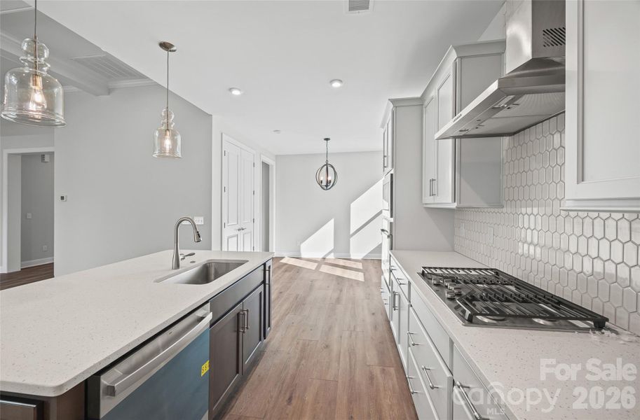 Furnished interior view inside a new home in Handsmill on Lake Wylie, York (Image 10).