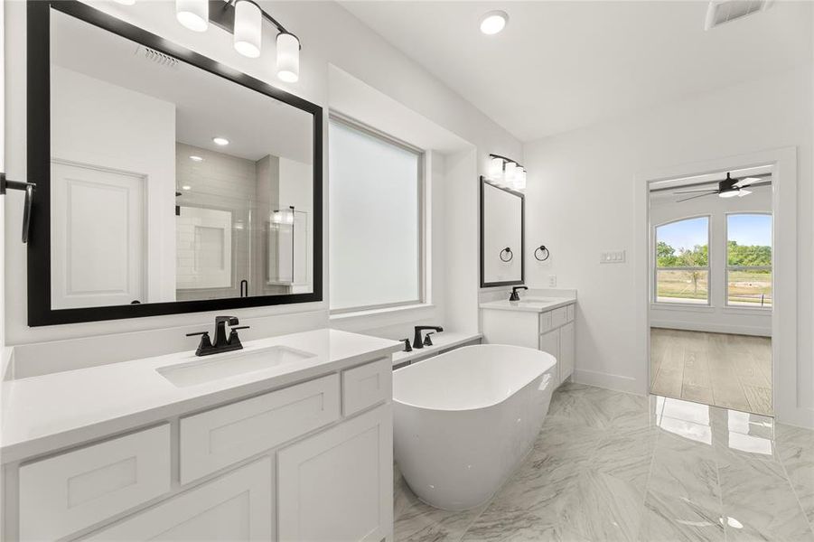 19. 8236 Caprock - Bath (3) 19. 8236 Caprock - Bath (3)