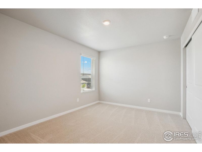 Spacious, unfurnished interior of a new home in Hidden Valley Farm, Severance (Image 13).