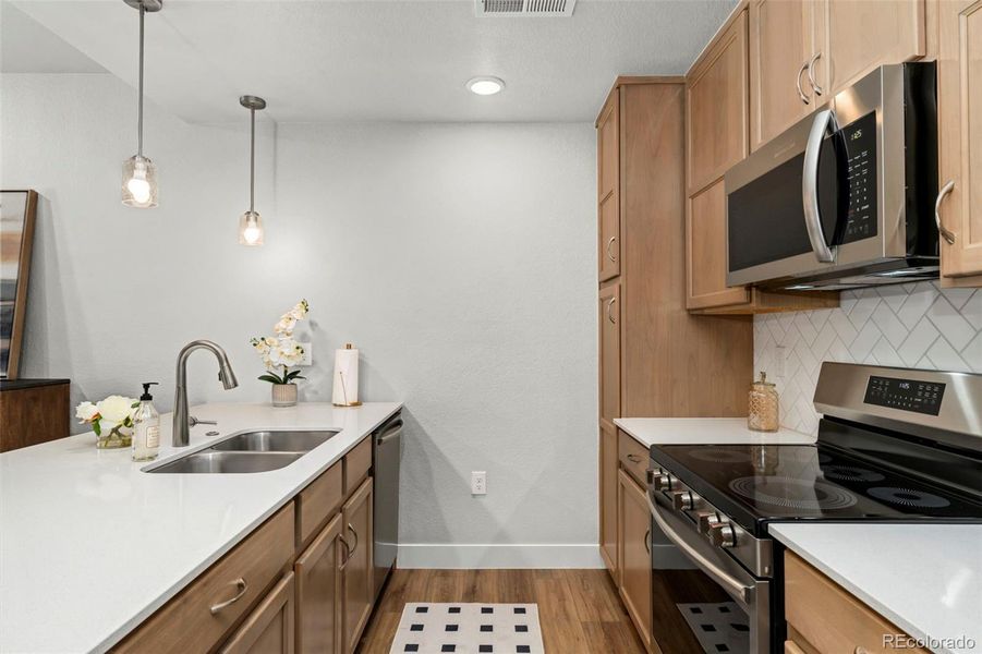 Furnished interior view inside a new home in , Longmont (Image 11).
