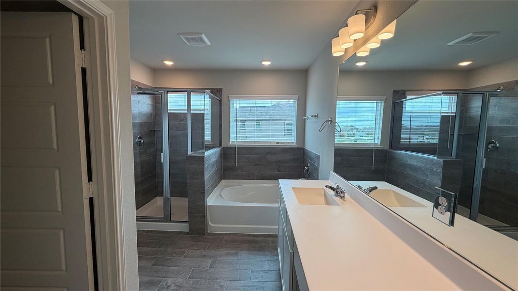 Furnished interior view inside a new home in River Ranch, Dayton (Image 3).