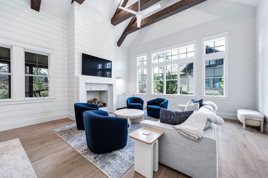 ALL Furniture Included.