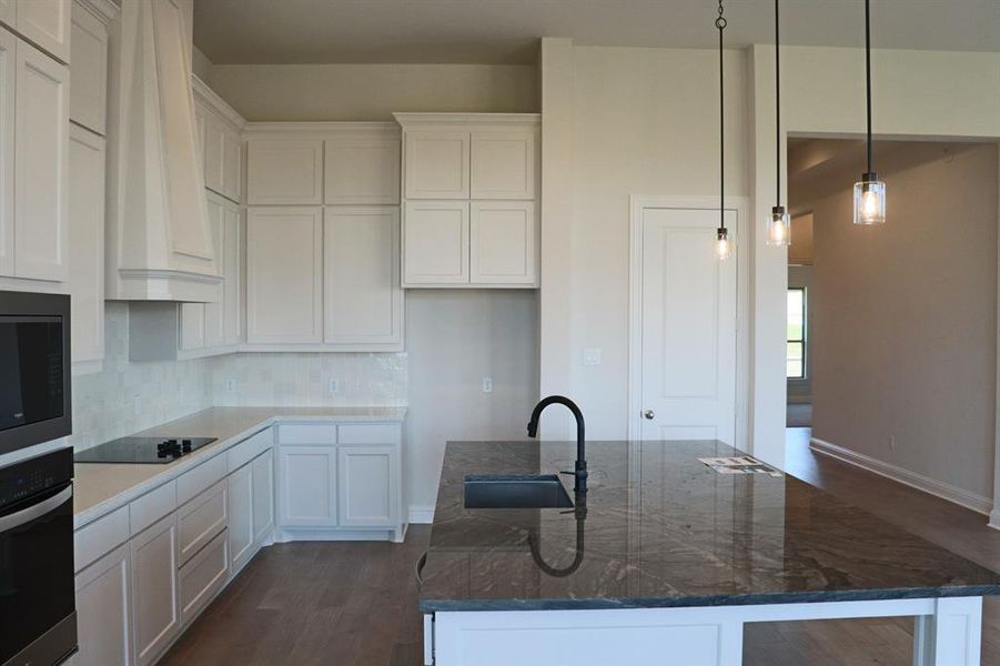 Furnished interior view inside a new home in Bull Hide Estates, Hewitt (Image 5).