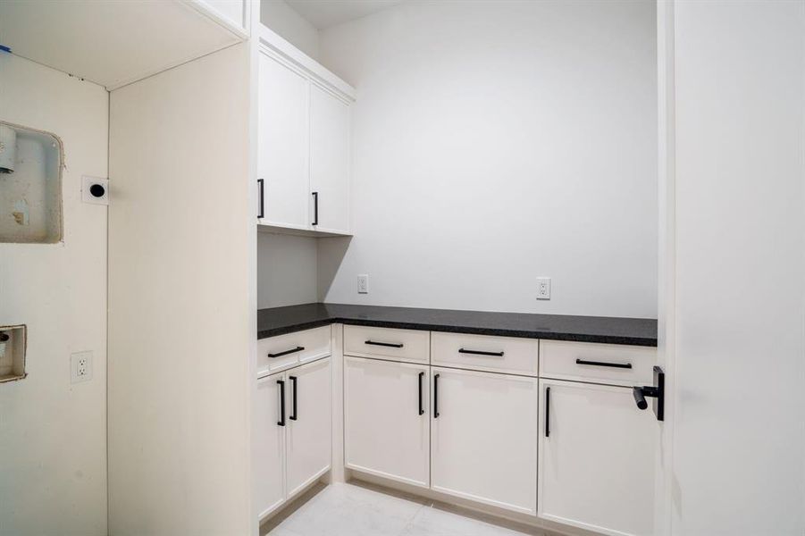 Furnished interior view inside a new home in , Dallas (Image 4). Furnished interior view inside a new home in , Dallas (Image 4).