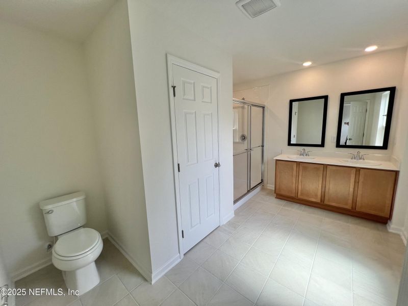 Image 13 of a home in . Image 13 of a home in .