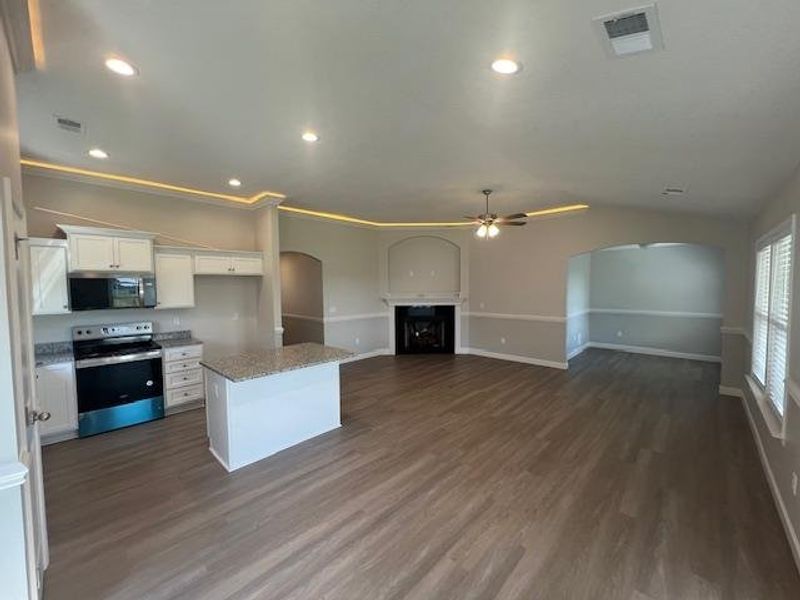 Furnished interior view inside a new home in Cleveland Meadows, Spartanburg (Image 5).