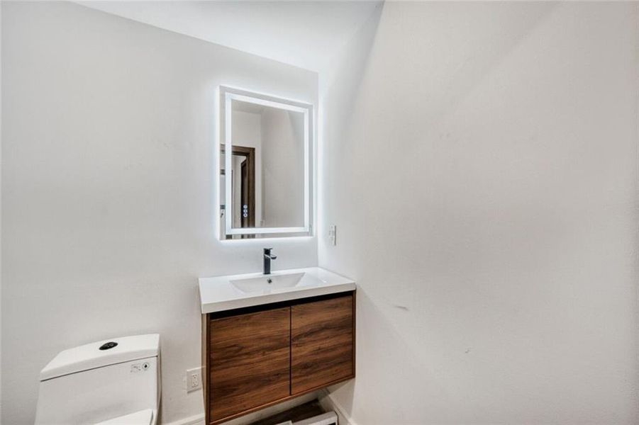 Image 33 of a home in . Image 33 of a home in .