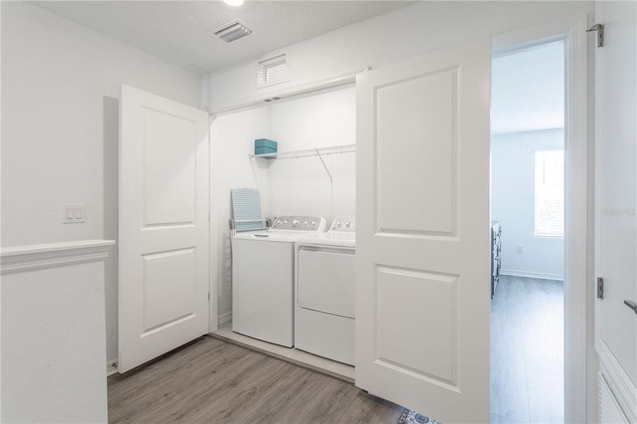 Furnished interior view inside a new home in , Sarasota (Image 19).