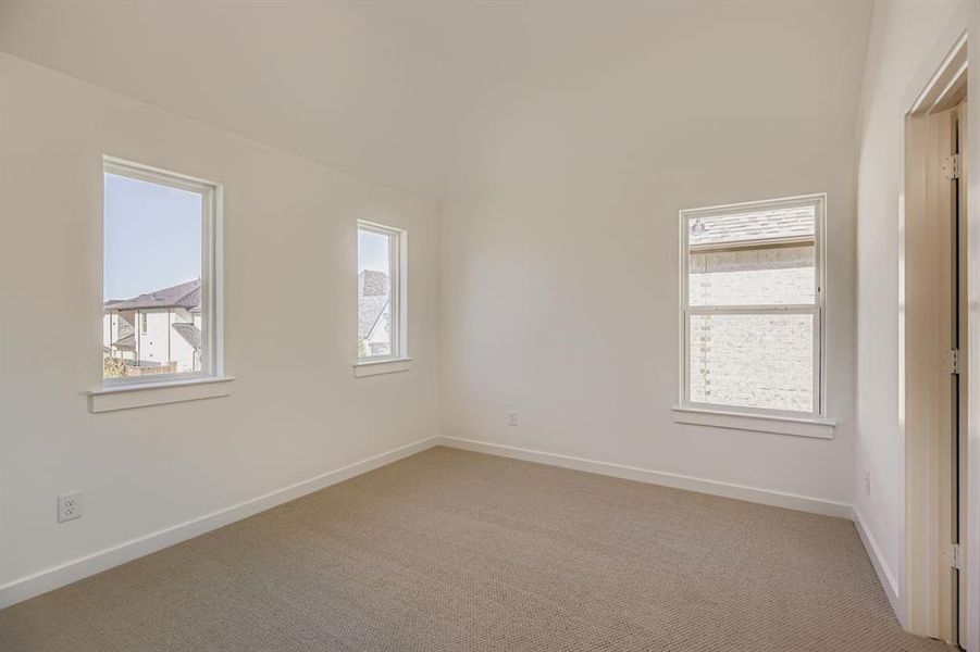 Unfurnished room with carpet Unfurnished room with carpet