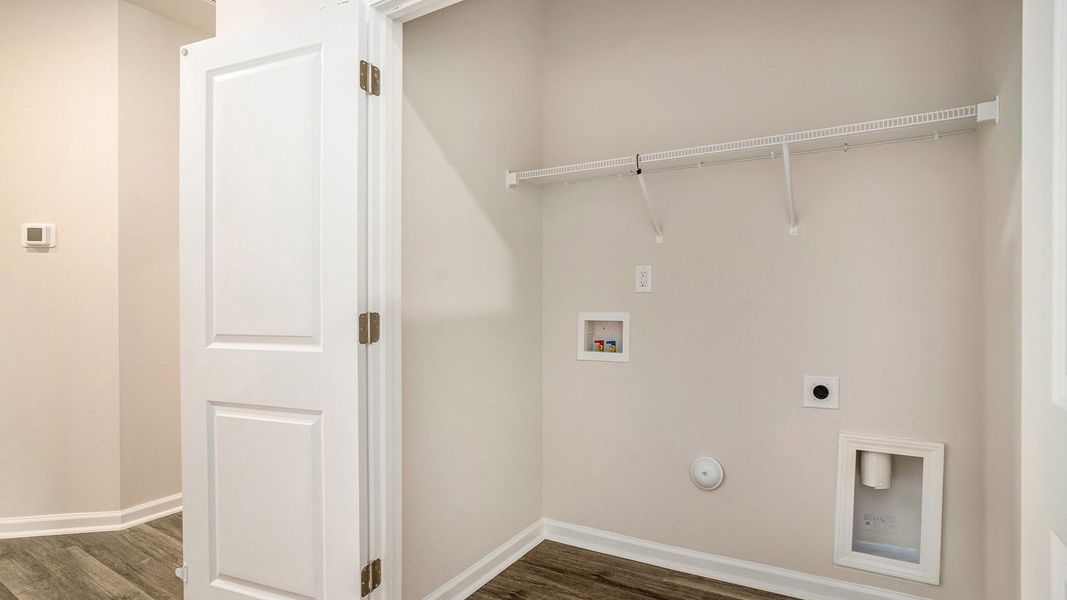 Spacious, unfurnished interior of a new home in Brunswick Plantation, Ash (Image 21). Spacious, unfurnished interior of a new home in Brunswick Plantation, Ash (Image 21).