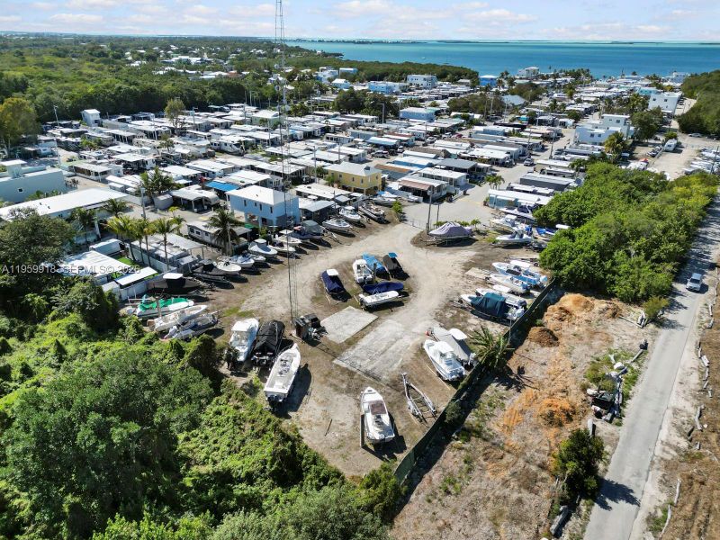 Image 35 of a home in .