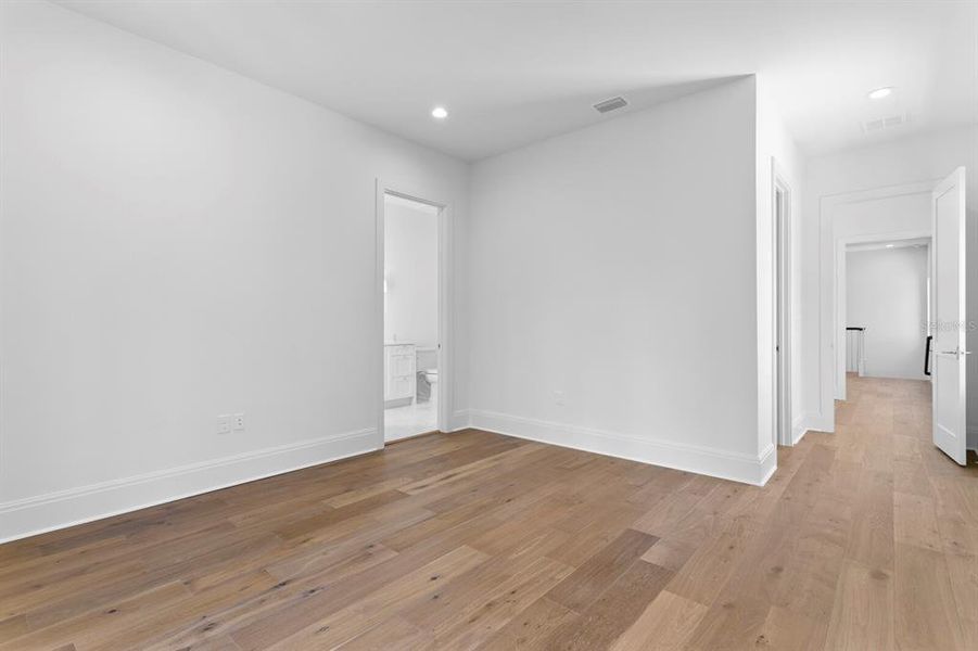 Spacious, unfurnished interior of a new home in , Tampa (Image 57). Spacious, unfurnished interior of a new home in , Tampa (Image 57).