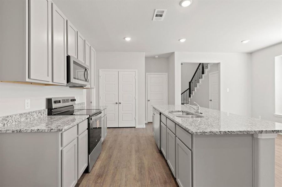Furnished interior view inside a new home in Deer Creek, Crowley (Image 5).