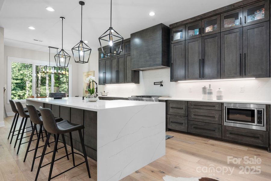 Furnished interior view inside a new home in , Terrell (Image 14).