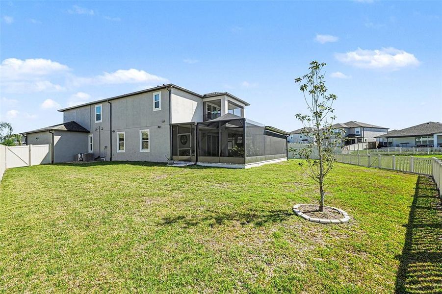 Exterior details and patio area of a home in Berry Bay, Wimauma (Image 27).