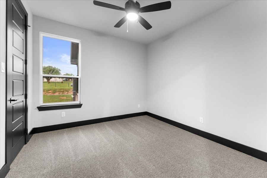 Representative unfurnished interior of a home built from the The Harper II by Doug Parr Custom Homes in Monarch Manor, Poolville (Image 28).