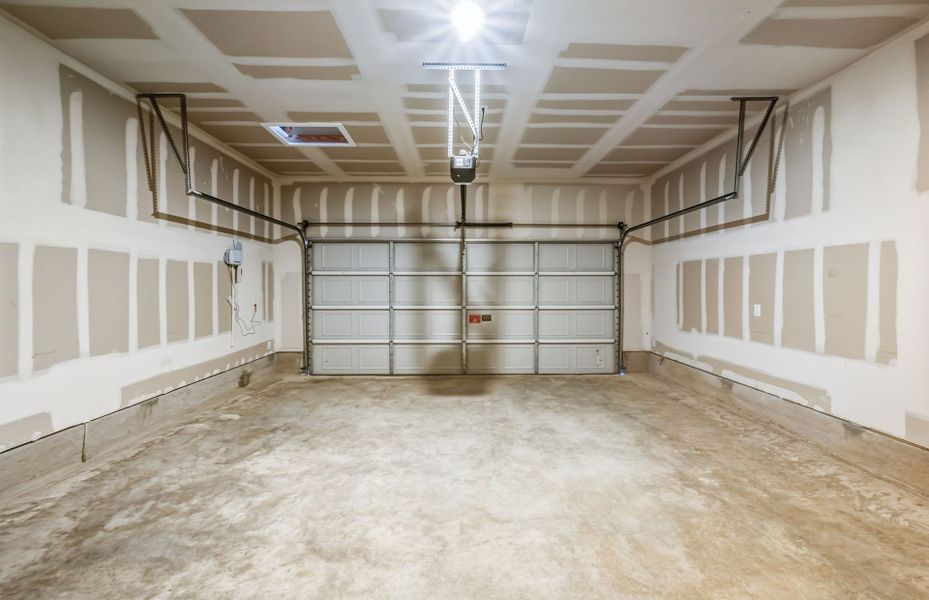 In-progress construction of a new home in Sunfield, Buda, TX (Image 44).