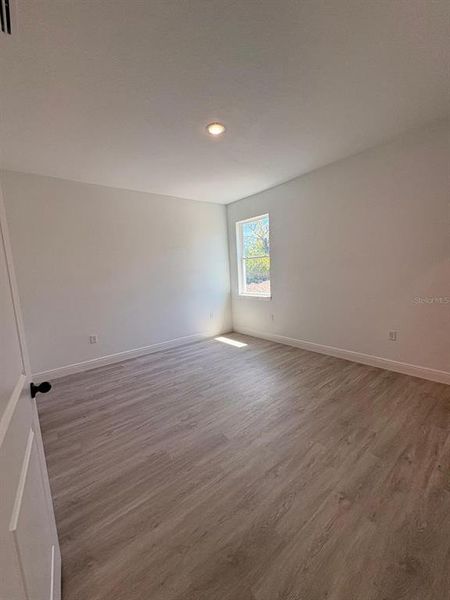 Spacious, unfurnished interior of a new home in , Citrus Springs (Image 14).