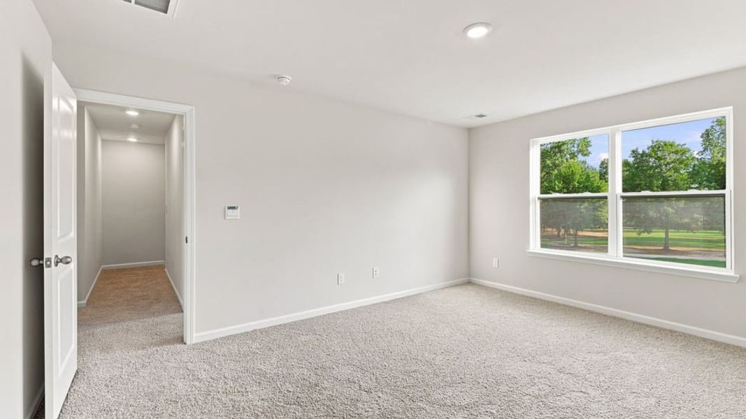 Spacious, unfurnished interior of a new home in Harper Ridge, Roebuck (Image 30).