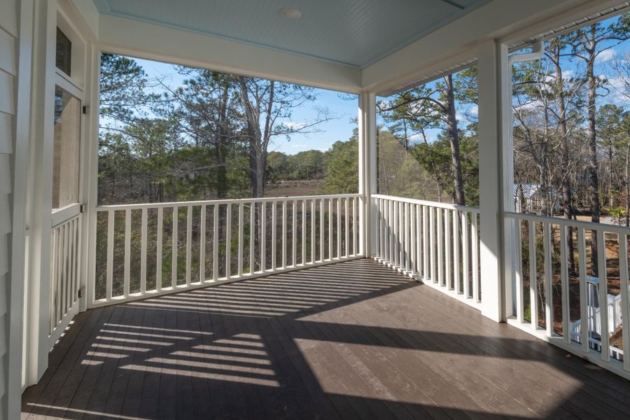 Exterior details and patio area of a home in Wando Village, Charleston (Image 30).