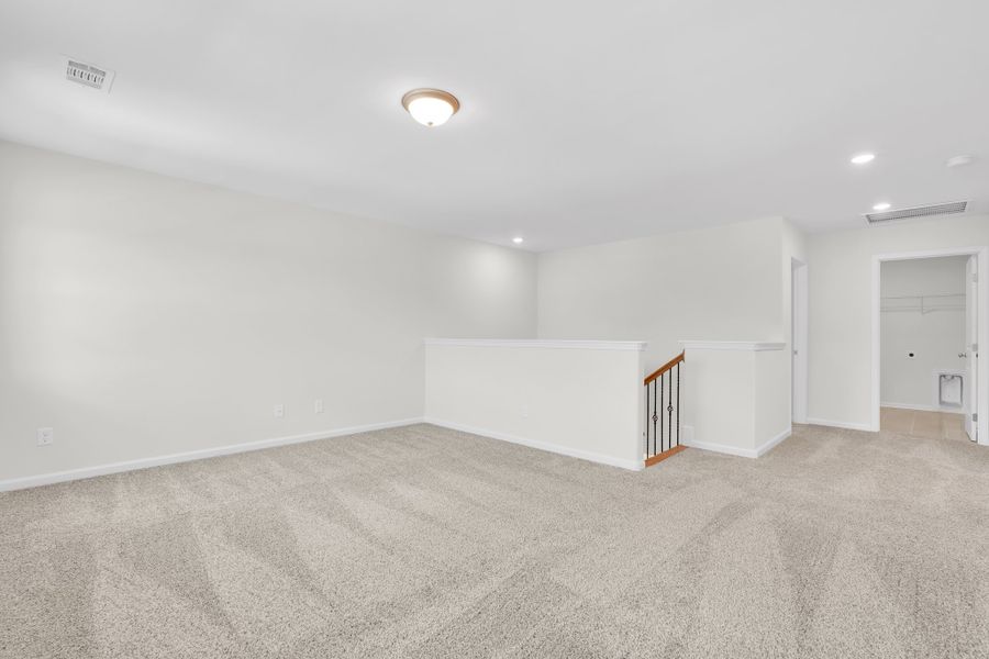 Spacious, unfurnished interior of a new home in Camden Crossing, Savannah (Image 29).