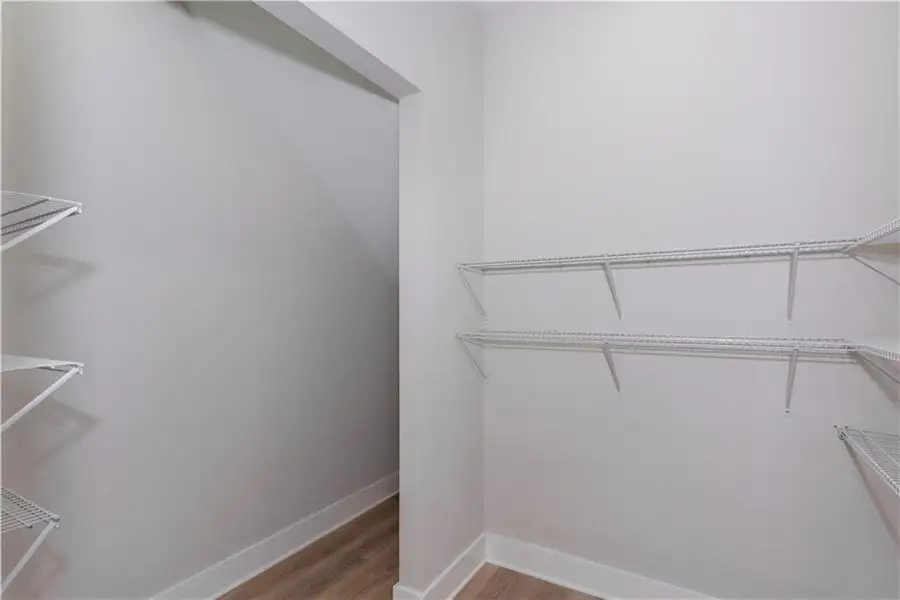 Image 34 of a home in .