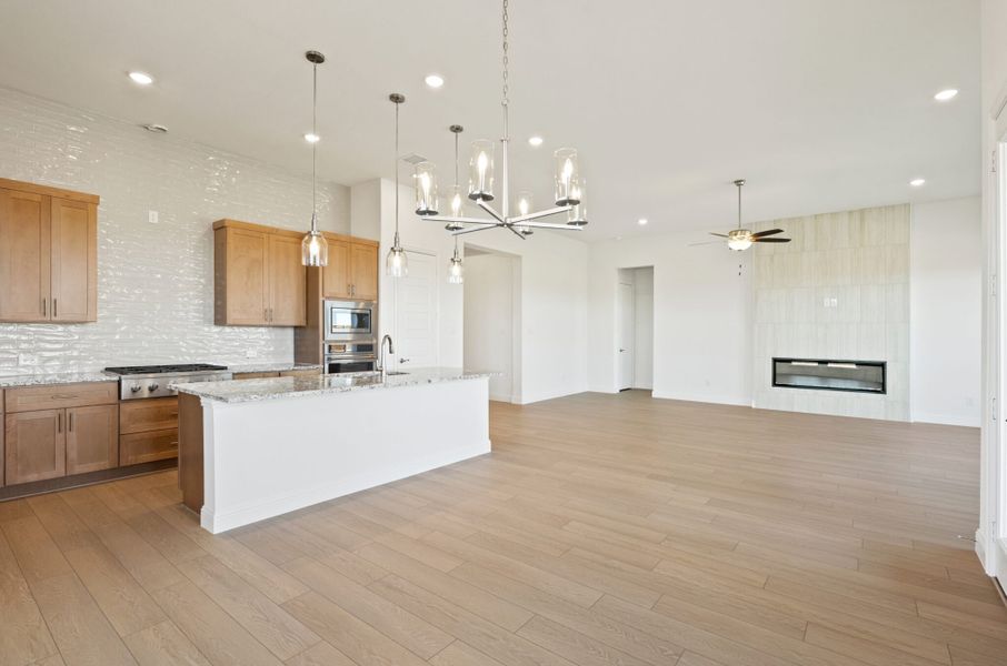 Furnished interior view inside a new home in Myrtle Creek, Waxahachie (Image 11).