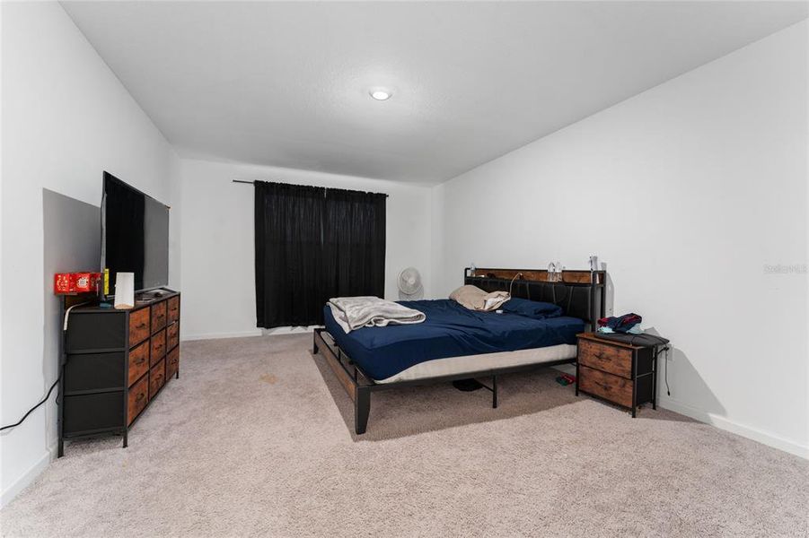 Furnished interior view inside a new home in Ashford Place, St. Cloud (Image 6).