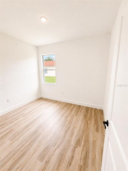 Spacious, unfurnished interior of a new home in , Kissimmee (Image 11).