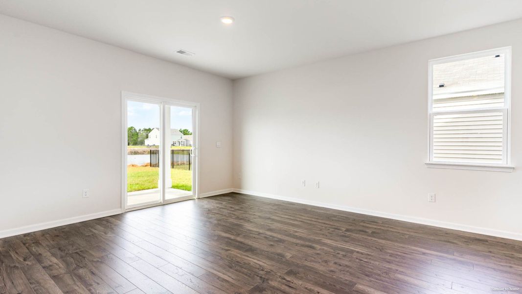 Spacious, unfurnished interior of a new home in Indigo Preserve, Leland (Image 10).