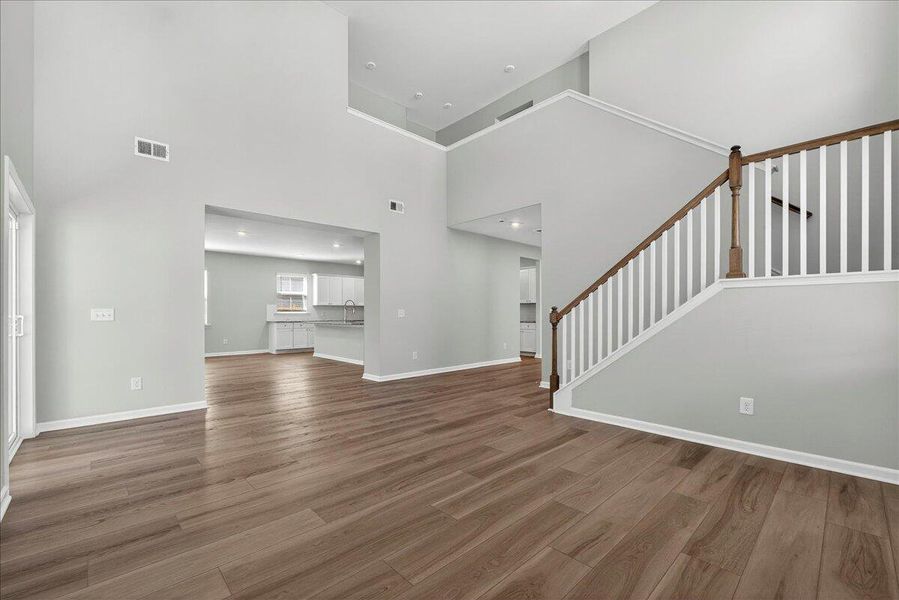 Spacious, unfurnished interior of a new home in Sweetgrass at Summers Corner, Summerville (Image 29).